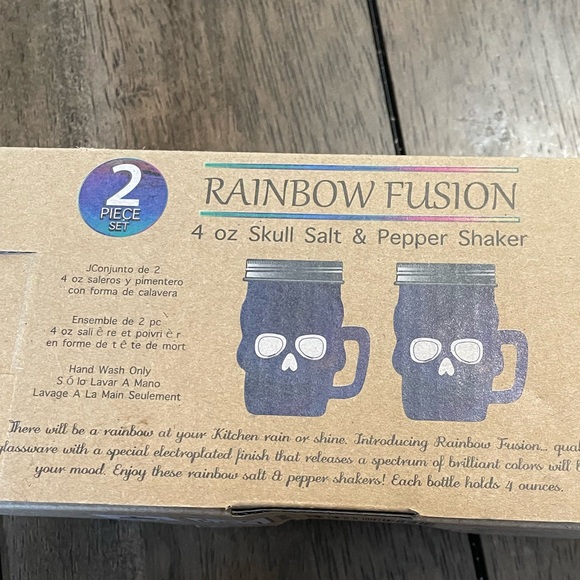 Skull 💀 Salt 🧂 and Pepper Shaker, 4 oz, 2 Piece Set, NIB - Picture 6 of 8